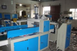 Bags cutting machine